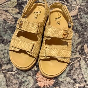 Art Class Kids Woven Gold Sandals